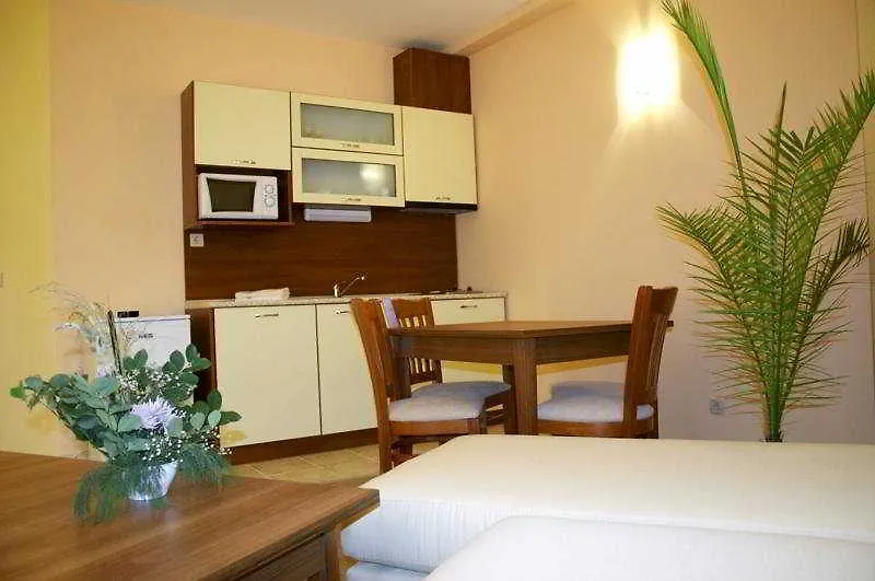 Hotel Paradise Green Park Golden Sands 3*,