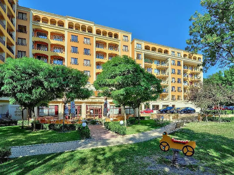Aparthotel Hotel Paradise Green Park Golden Sands
