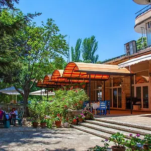 Otel Adis, Altın Kumlar