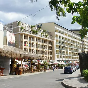 Apartament Miramar Front Self Catering