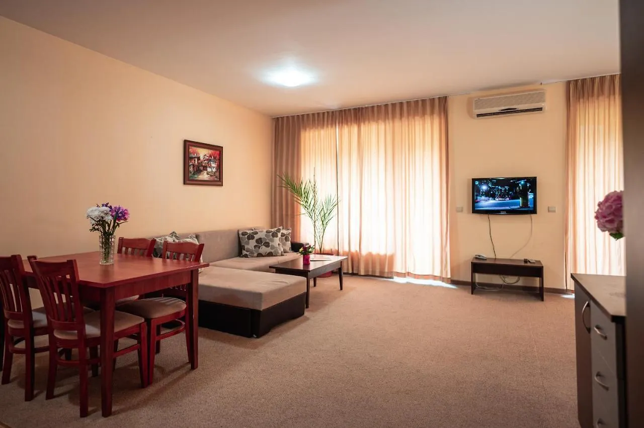 Hotel Paradise Green Park Golden Sands Lejlighedshotel