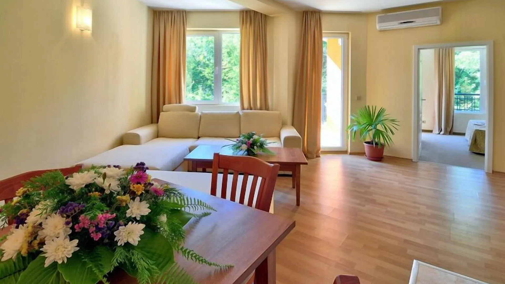 Hotel Paradise Green Park Goldstrand
